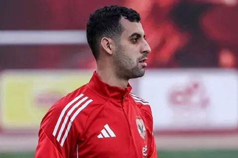 ثنائي محلي أمام توروب.. من يعوض غياب بلعمري في الأهلي بعد إصابته؟